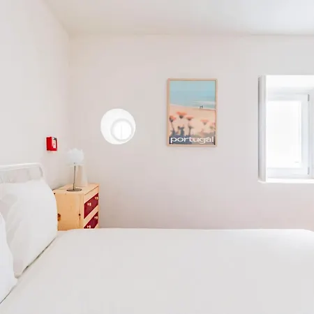 Urban Pop Loft @ Alfama Gasthuis 3*