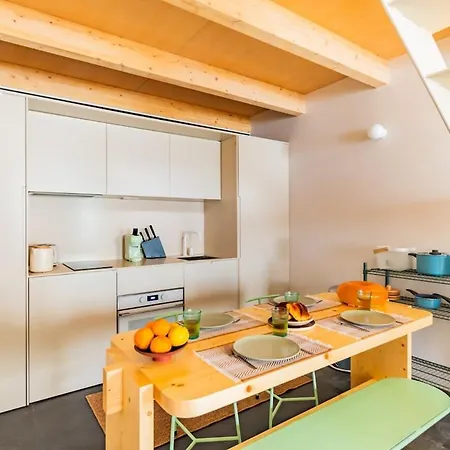 Urban Pop Loft @ Alfama Feriehus Lisboa